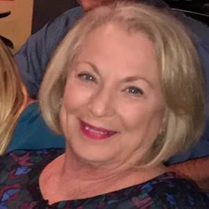 Meet your Posher, Suzanne